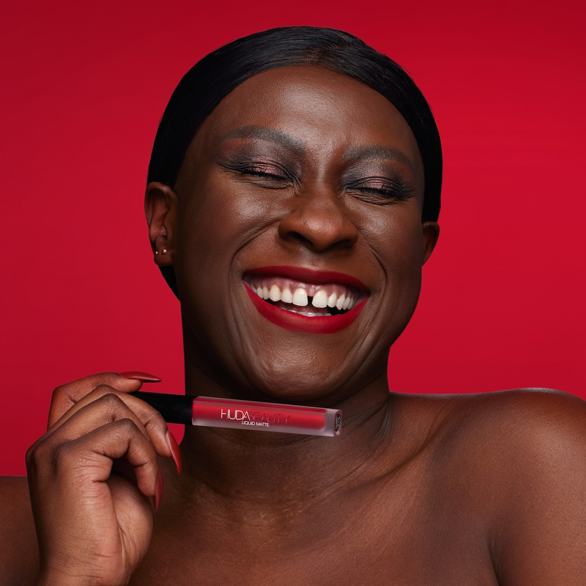 LIQUID MATTE ULTRA-COMFORT TRANSFER- PROOF LIPSTICK(LABIAL LÍQUIDO MATE)